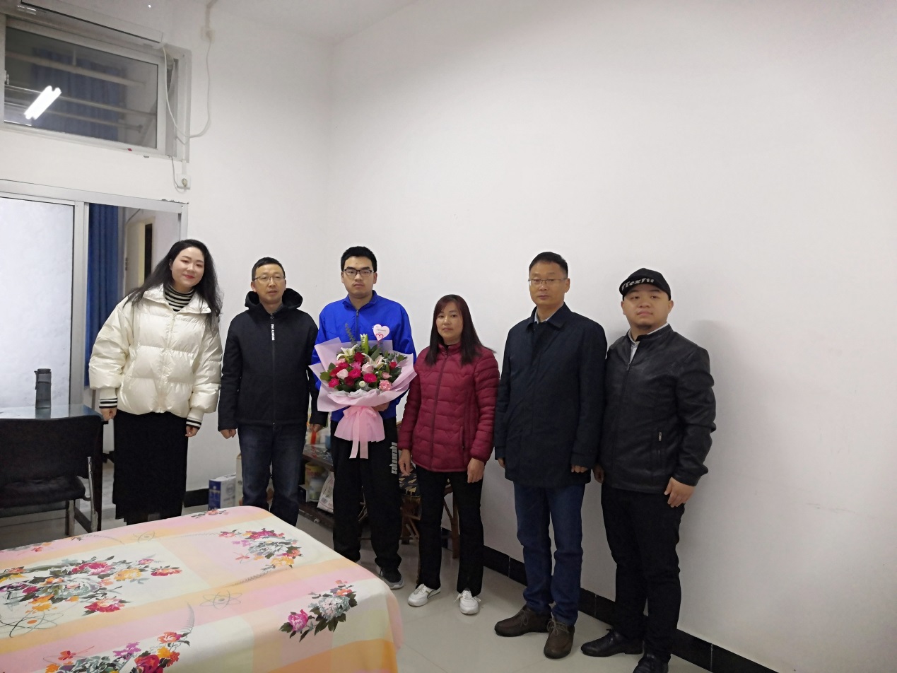 说明: c:\users\admin\desktop\2020级yl6809永利官网工作\20级yl6809永利官网  撰写新闻稿  2020.10.3-\qq图片20201129211247.jpg