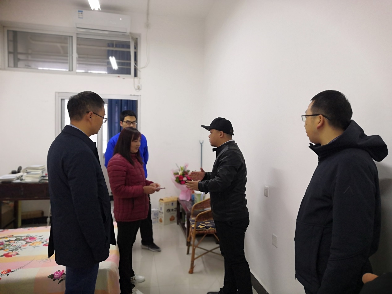 说明: c:\users\admin\desktop\2020级yl6809永利官网工作\20级yl6809永利官网  撰写新闻稿  2020.10.3-\qq图片20201129211239.jpg